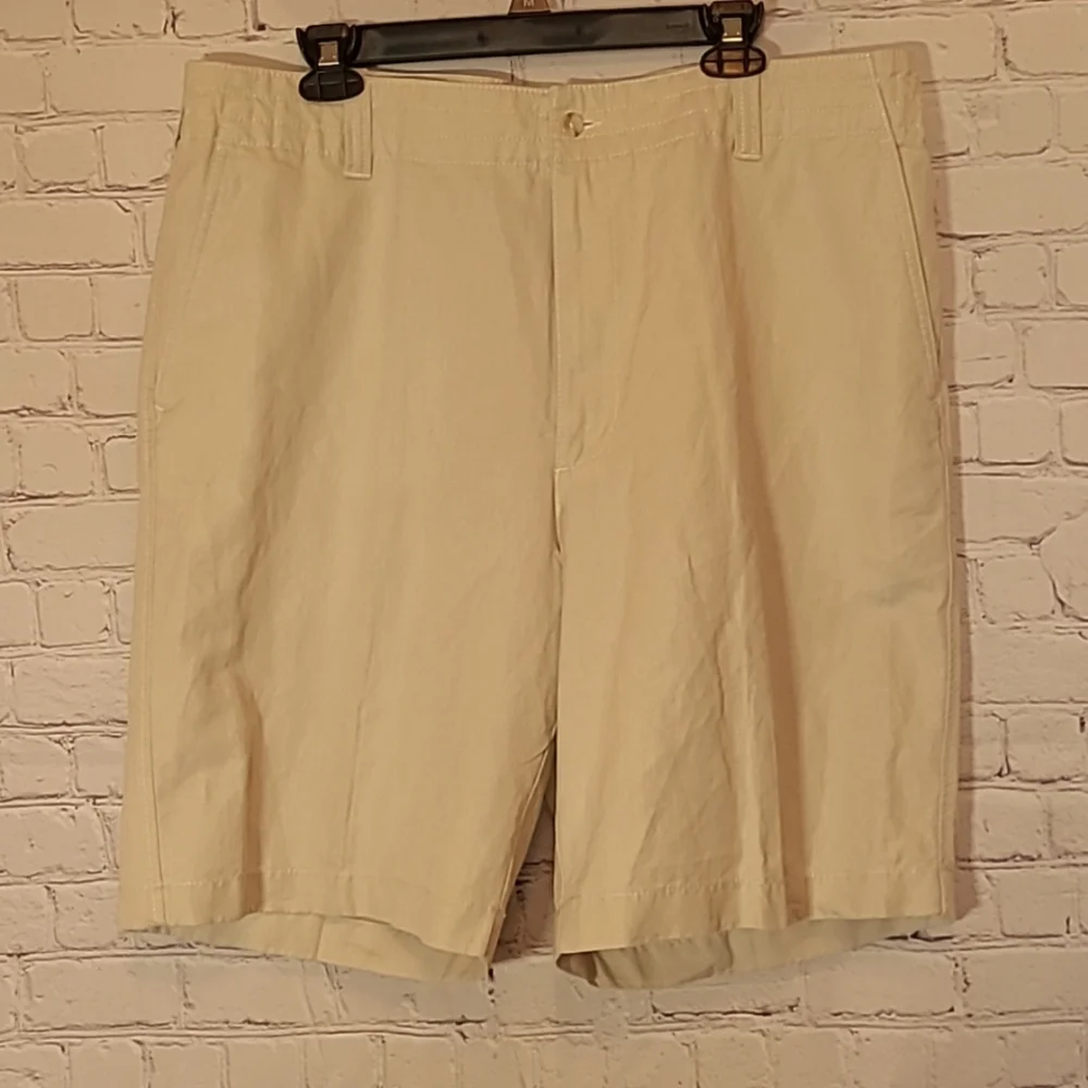 Light Khaki size 38 Linen Cotton Men's Shorts Flat Front Casual